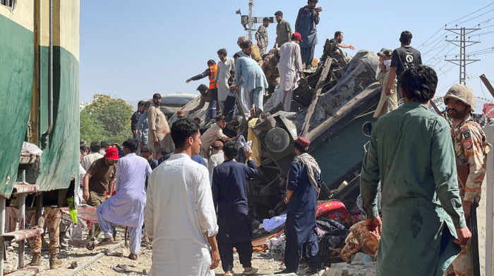 Powerful bomb explosion in Pakistan’s Quetta kills at least 24