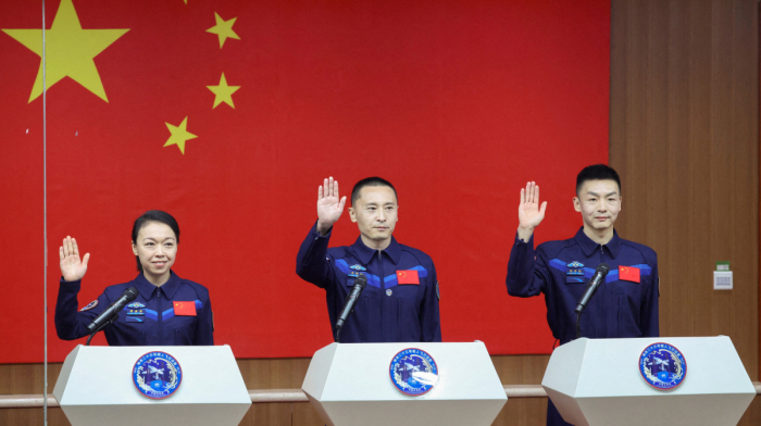 China to send astronaut on year-long space mission ahead of 2030 moon goal