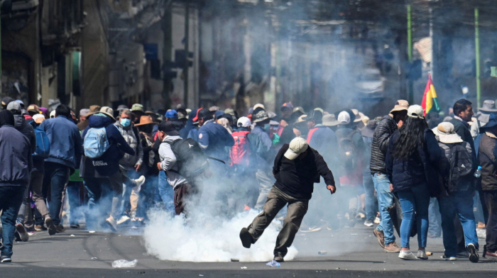 Bolivia unrest escalates as president weighs emergency powers