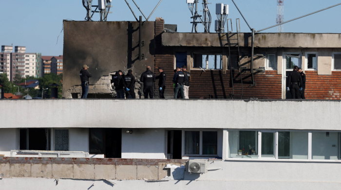 Russian drone aimed at Ukraine hits Romanian apartment building, injuring two