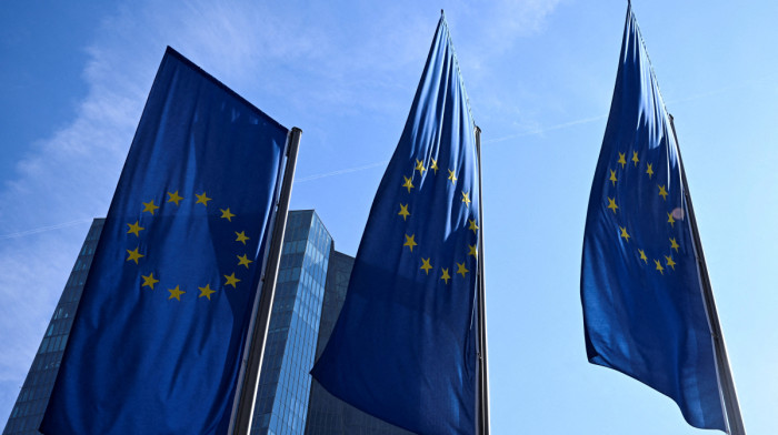 Europeans favour EU foreign policy independent of U.S., survey finds