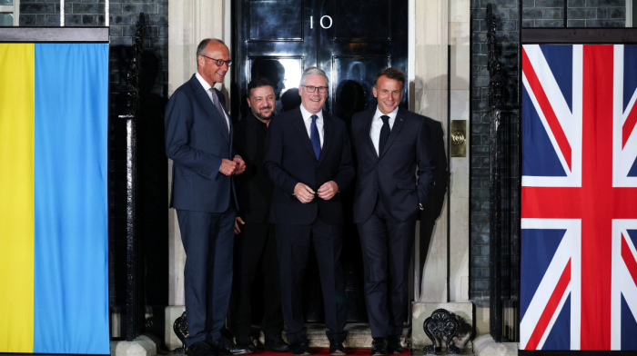 Starmer, Macron and Merz back Zelenskyy's bid for Putin talks