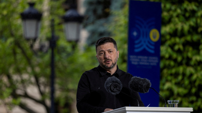 Ukraine hikes military pay and seeks more foreign fighters, Zelenskyy says