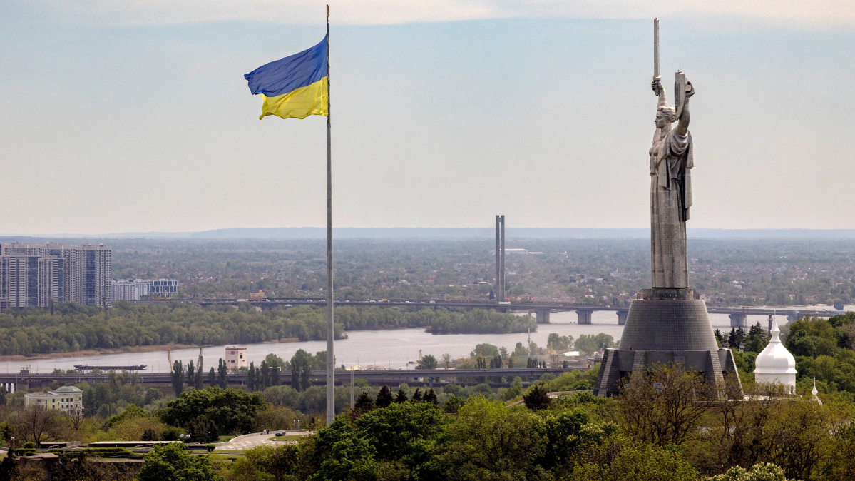 EU envoys agree to membership talks for Ukraine and Moldova