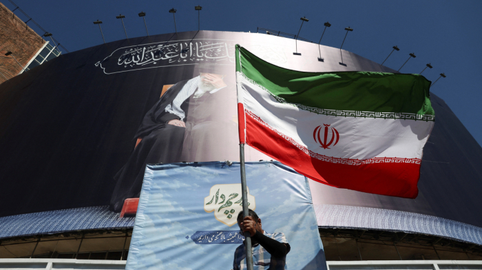 Trump, Vance and Iranian parliament speaker sign U.S.-Iran memorandum
