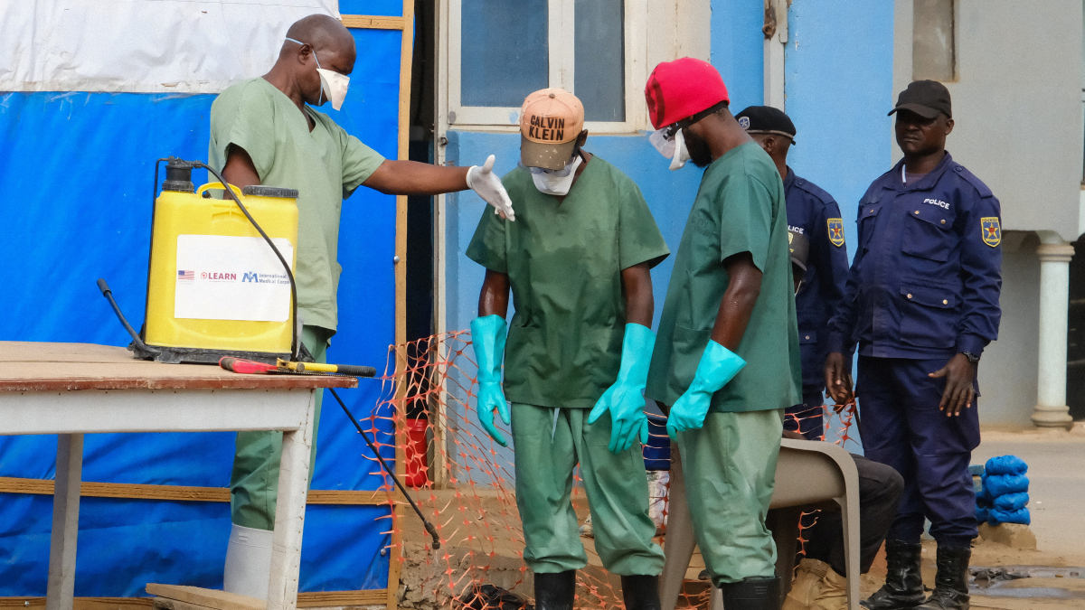 Six year-old, mother abducted from Ebola facility as transmission fears grow