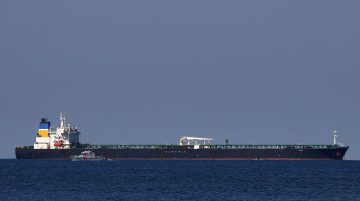 U.S. quietly allows waiver on Russian oil to expire