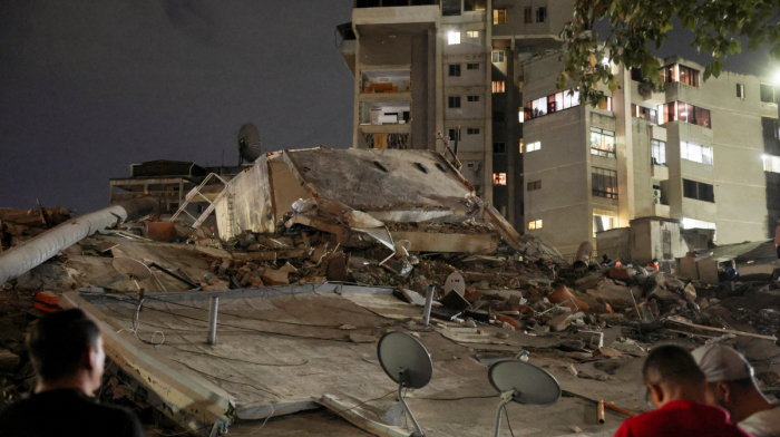 Rescue efforts continue after Venezuela quakes, high casualties expected