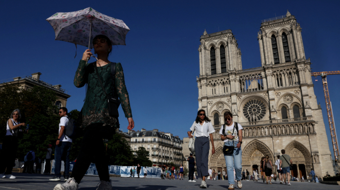 Heatwave disrupts France, Britain and Italy as temperatures climb across Europe