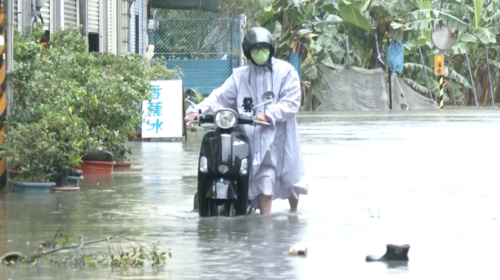 Typhoon rains shut down southern Taiwan, flood rail links