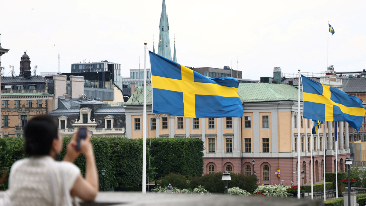 Sweden breached healthcare rights of vulnerable EU migrants, committee rules