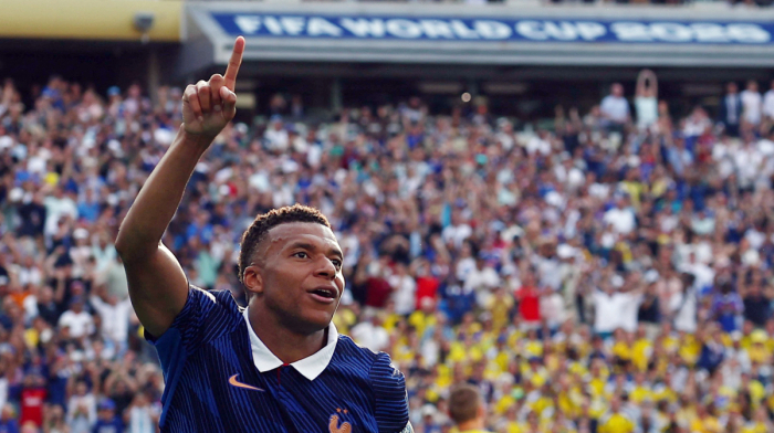Mbappé stars as France and Norway reach World Cup last 16