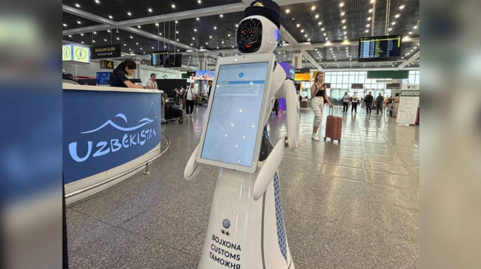 Uzbekistan launches AI customs robot to assist airport passengers
