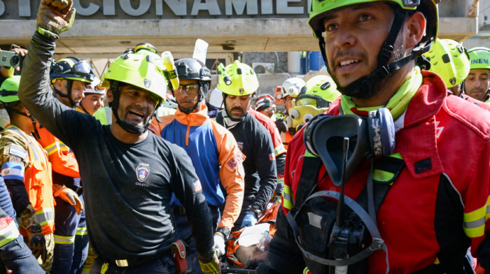 Venezuela rescuers save man trapped in collapsed mall for more than a week