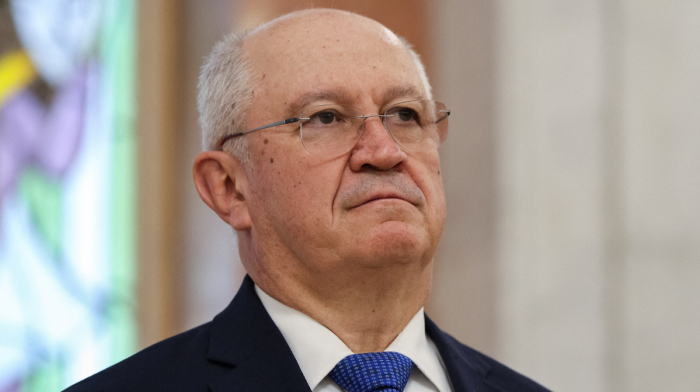 Moldova PM resigns in surprise move, triggering government collapse