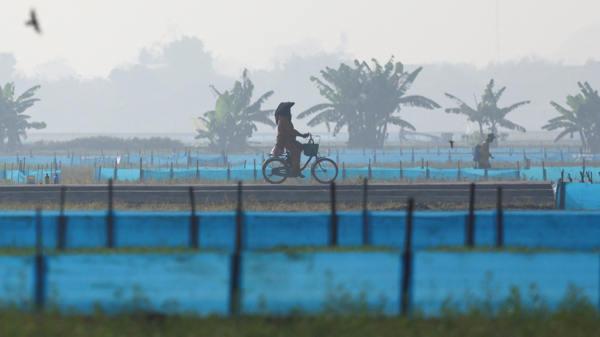 Strong El Niño forecast prompts global warning over extreme weather