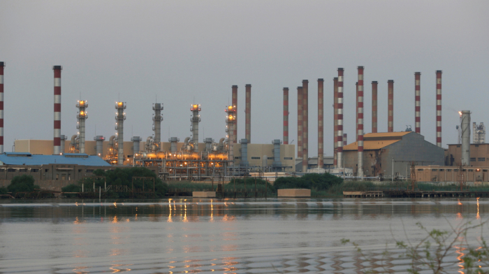 Iran opens oil sales talks with Japan after U.S. sanctions easing