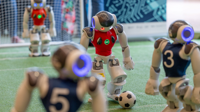 Humanoid robot that mimics world leaders unveiled at AI summit