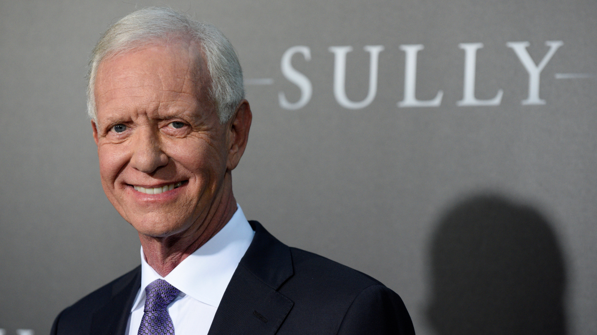 'Miracle on the Hudson' pilot reveals early Alzheimer's diagnosis