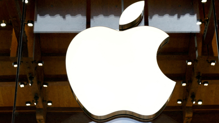 Apple closes in on Nvidia as world's most valuable company