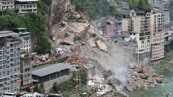 Landslide kills eight with 34 missing in Chongqing, China