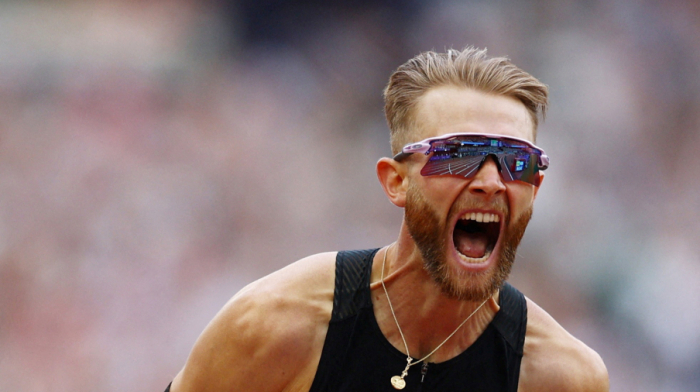 Scottish athlete breaks world mile record that stood for 27 years