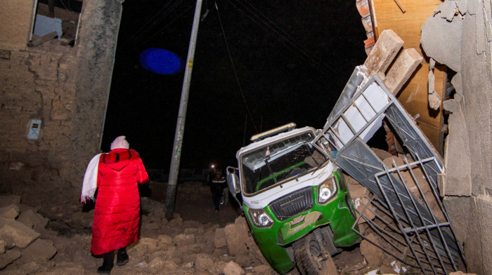 Rescuers search for survivors after deadly Peru earthquakes