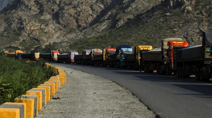 Afghan transit trade through Pakistan plunges as Kabul shifts to regional routes