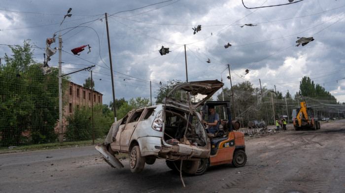 Russian missile strike kills 10 at Ukrainian defence event