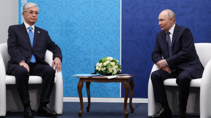 Kazakhstan's Tokayev urges Ukraine conflict freeze as Putin rules out pause in fighting