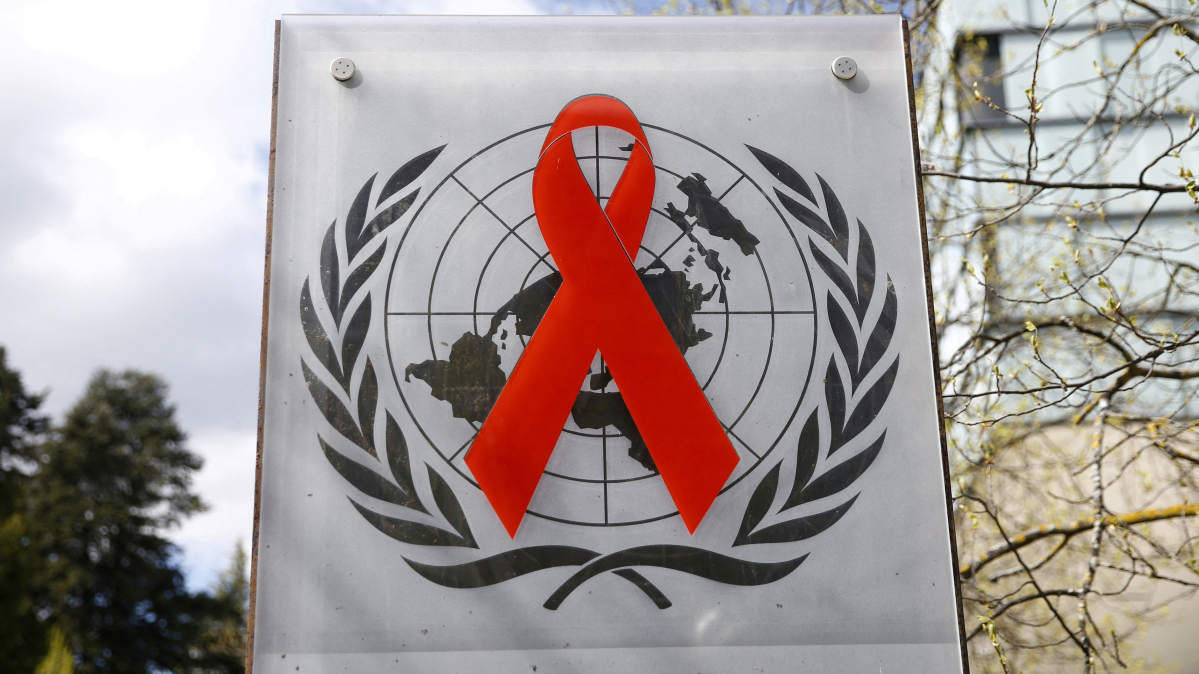Global HIV funding drops to $7.3bn, raising fears of epidemic resurgence