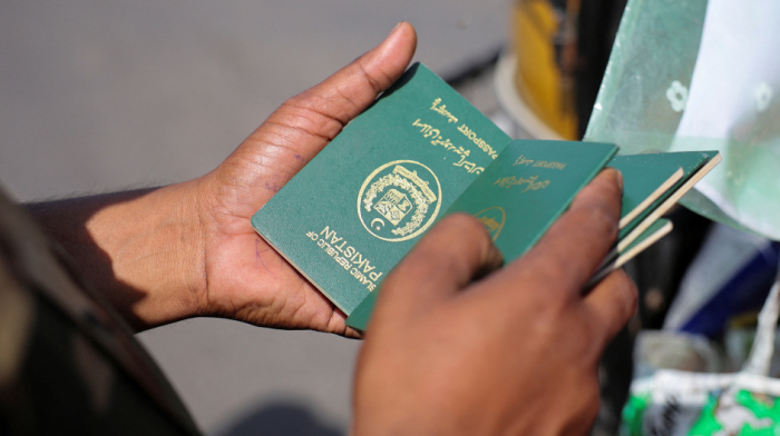 Pakistani businesses warn UAE visa delays threaten trade and investment