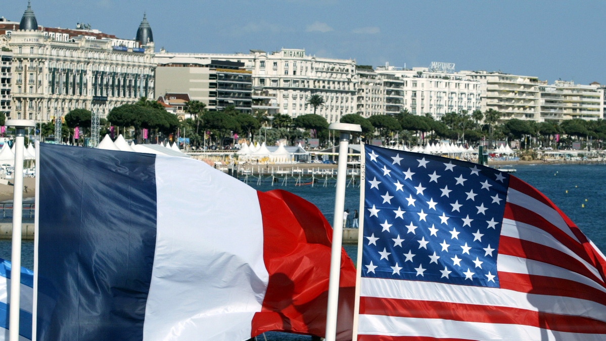 U.S. walks out of UN Security Council as France criticises Washington