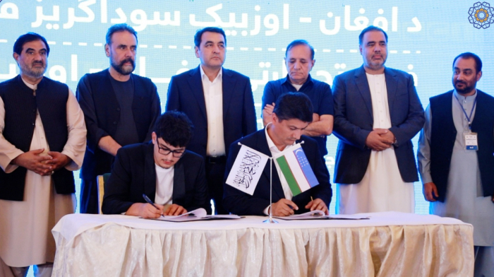 Afghanistan and Uzbekistan sign more than $200 million in trade deals