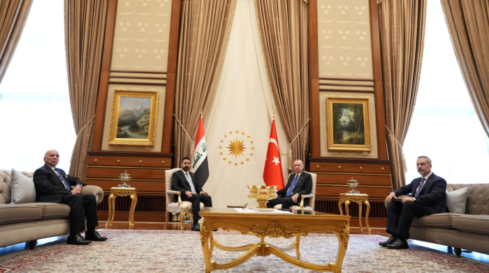 Türkiye and Iraq sign five pacts to expand strategic cooperation