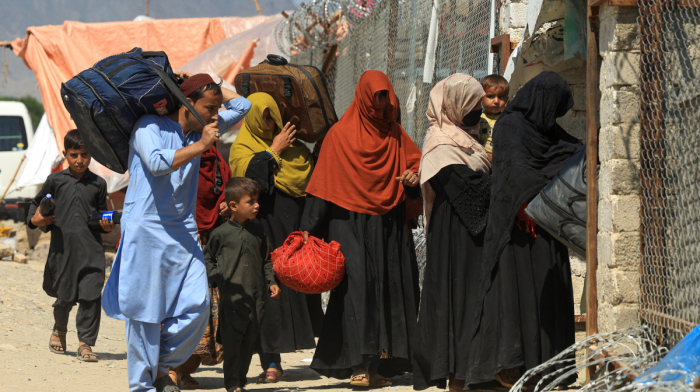 Afghan refugees avoid healthcare in Pakistan over deportation fears, MSF warns