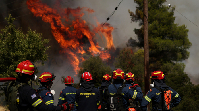 Two helicopters collide as Greece battles wildfires, Hungary shuts nuclear plant