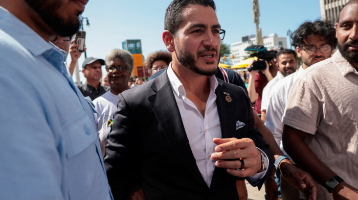 El-Sayed wins Michigan primary in blow to Democratic moderates