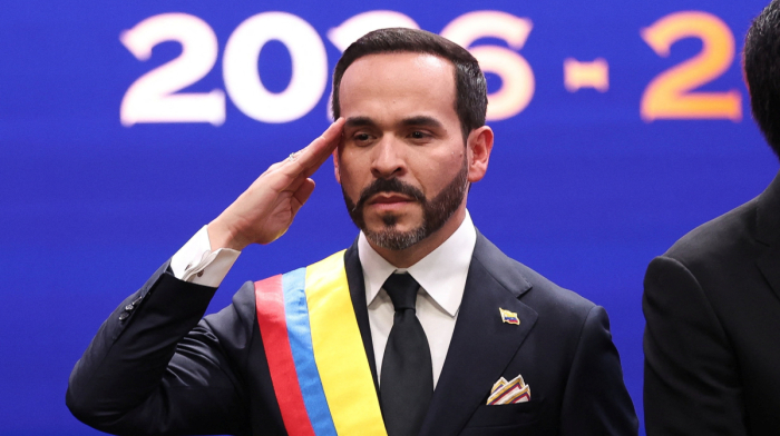 Right-wing De la Espriella sworn in as Colombia's president