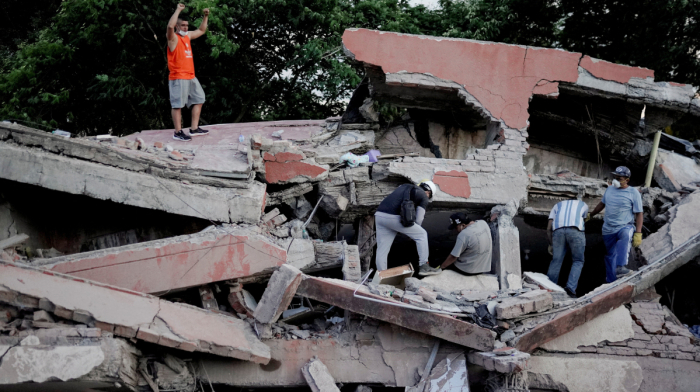 Colombia earthquake death toll rises to at least 132