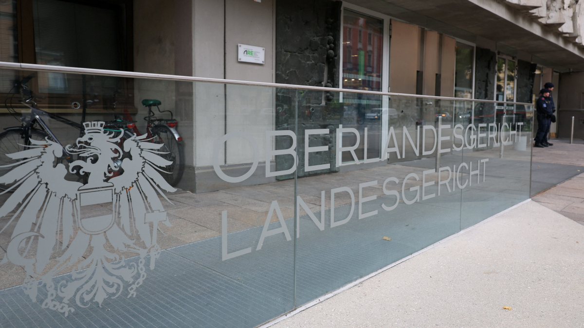 Former Syrian officer convicted in Austria returns to Syria during appeal