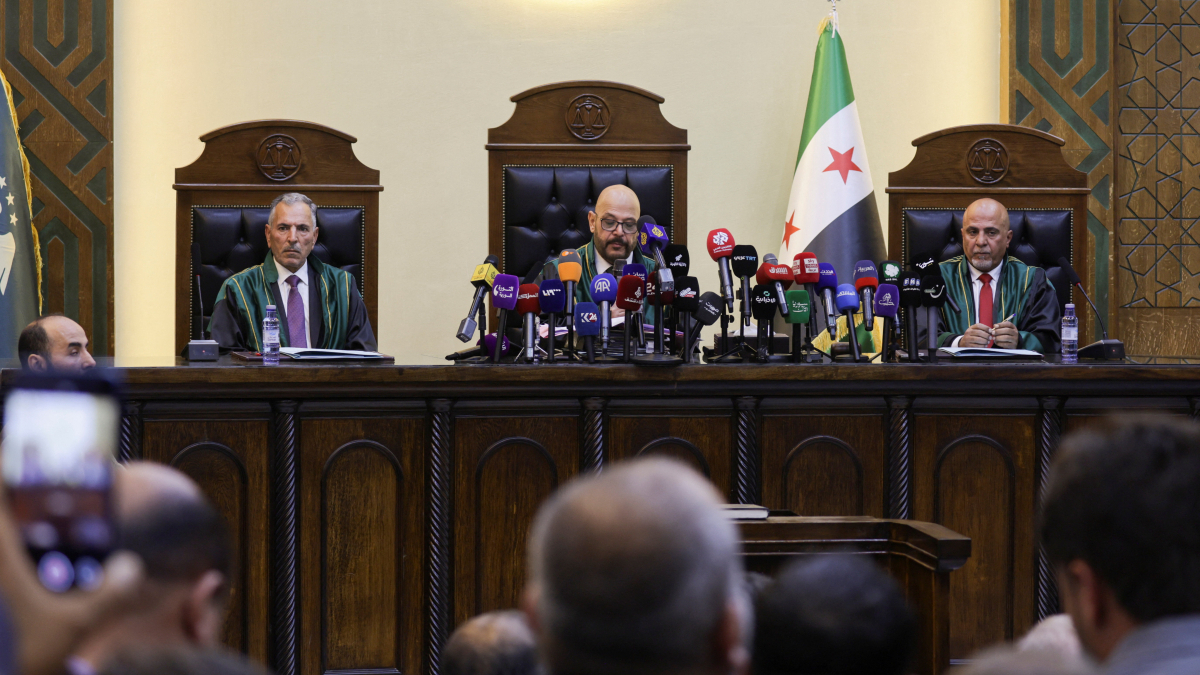 Lebanon extradites former Syrian general to Damascus over murder, torture charges