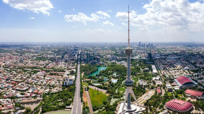 Tashkent, between bread and bandwidth