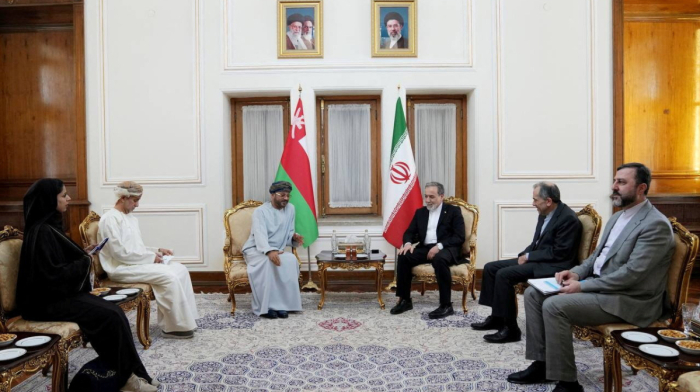 Iran, Oman discuss temporary Strait of Hormuz shipping corridor