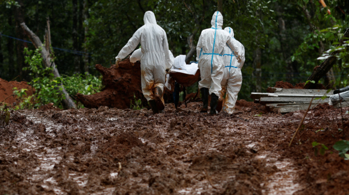 Nepal flood death toll passes 1003