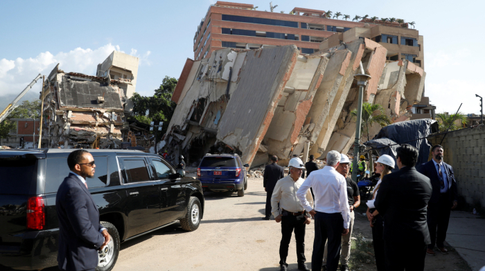 U.S. Energy Secretary visits quake-hit Venezuela amidst major oil investment deals