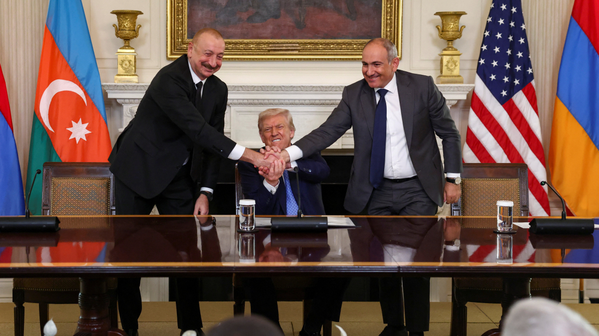 Trump shares Witkoff article on Azerbaijan-Armenia peace deal