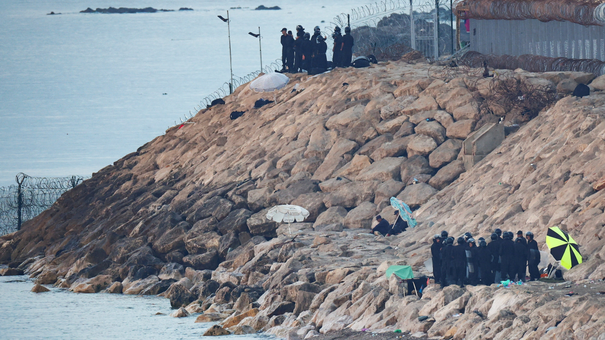 Spain prepares new site in Ceuta to accommodate migrants after July influx