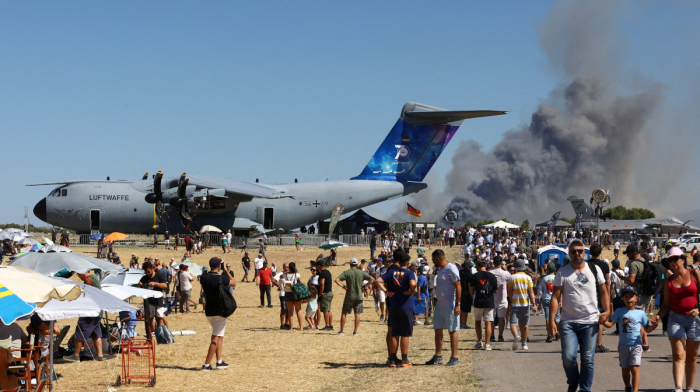 Two Greek pilots killed after F-4 Phantom crashes during air show