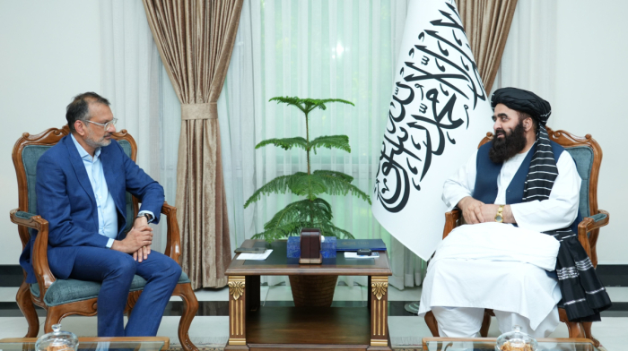 Afghanistan, UN refugee agency seek closer coordination as more than 6 million return